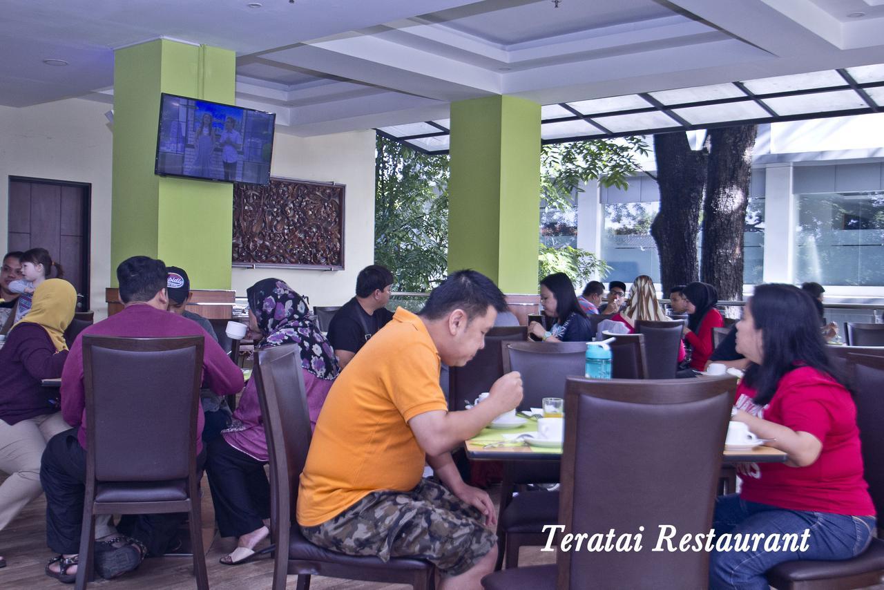 Green Batara Hotel Bandung Ngoại thất bức ảnh